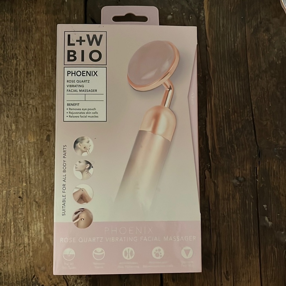 L+W Bio Phoenix Rose Quartz Facial Massager